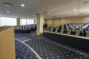 100-person tiered lecture theatre